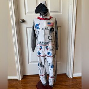 Komar Kids Jersey Knit Astronaut themed PJ Zipper closed Size 6